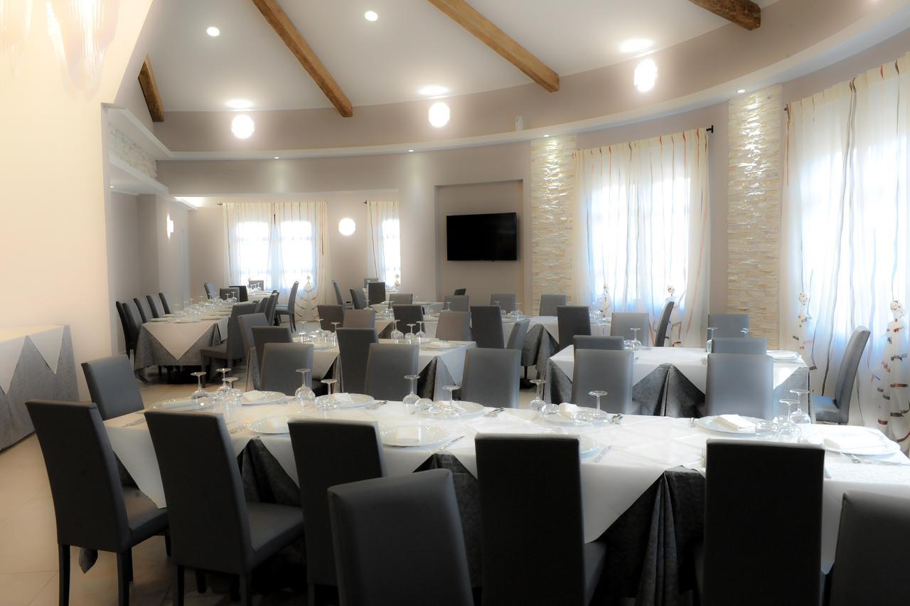 Hotel Duca Di Calabria Serra San Bruno Bagian luar foto
