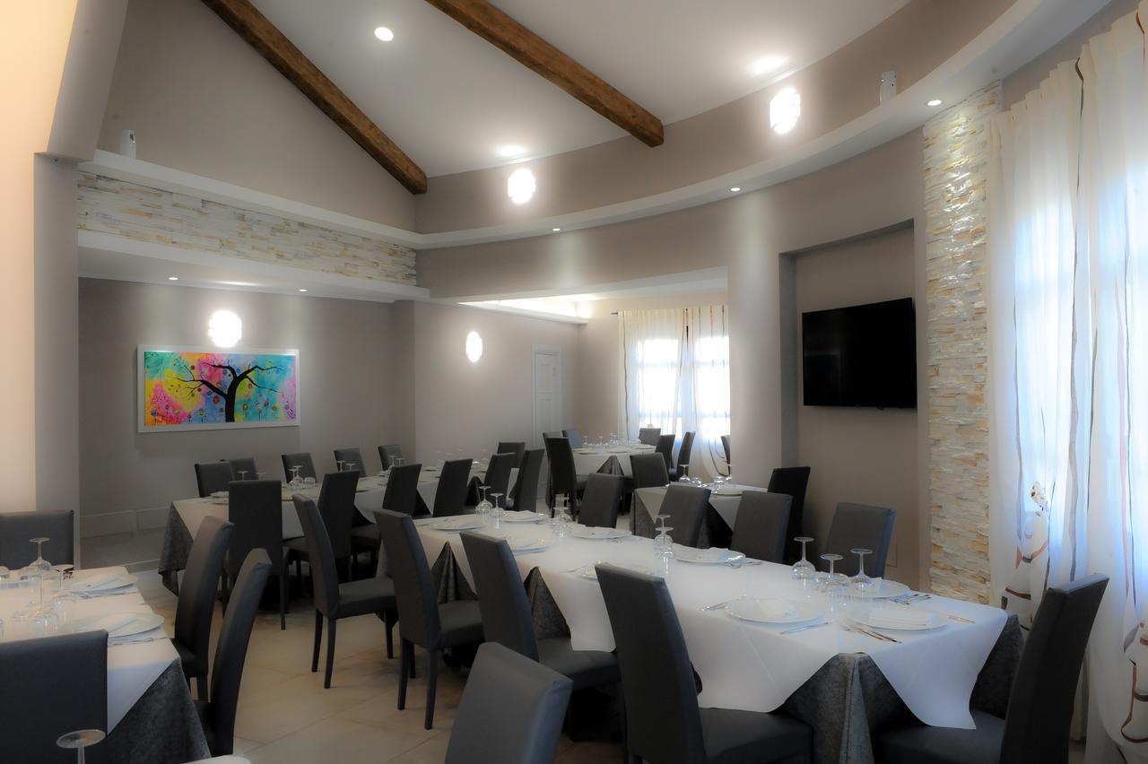 Hotel Duca Di Calabria Serra San Bruno Bagian luar foto
